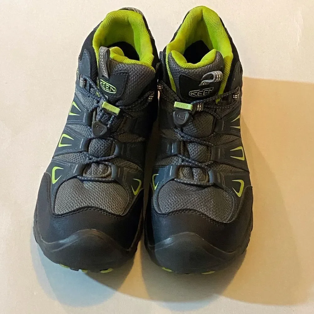 Keen Waterproof Hiking Athletic Boots Youth ' Gray and Lime Sneakers Sz 6US
